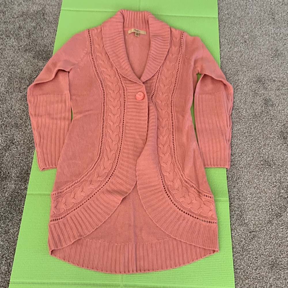 Motto soft pink cardigan.